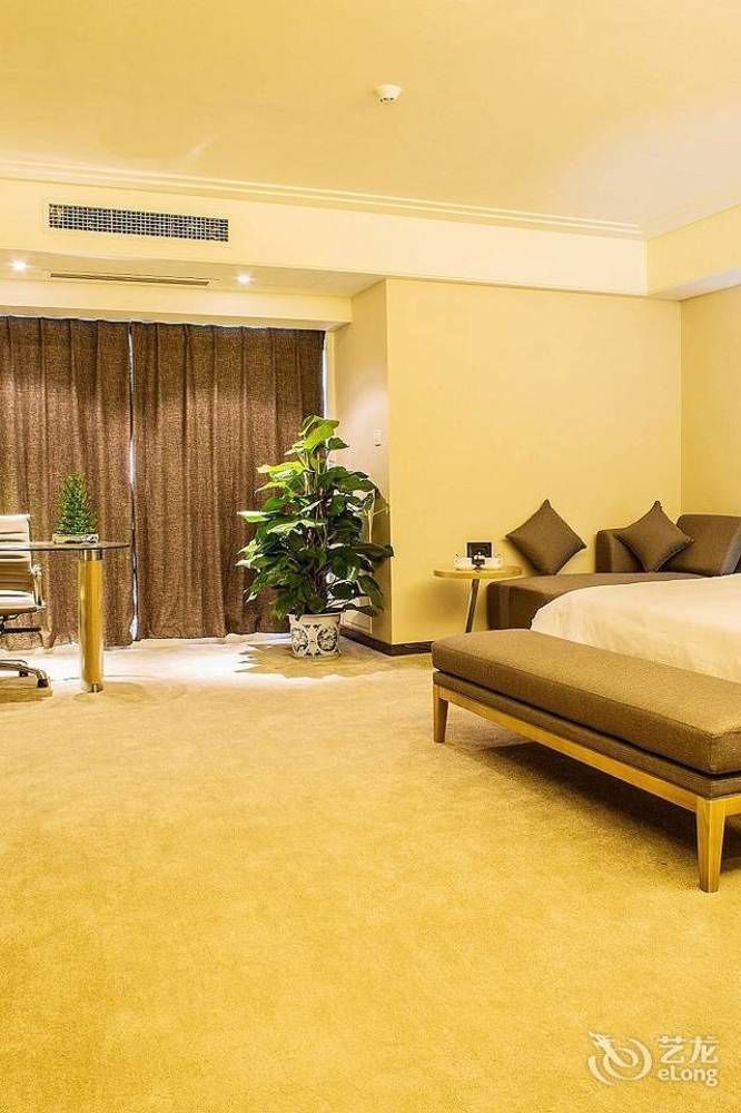 Rongcheng Holiday Hotel Chengdu Esterno foto